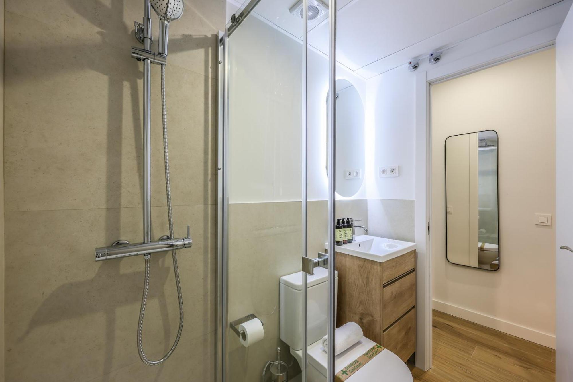 Apartamento Doble Centro Madrid Eksteriør billede