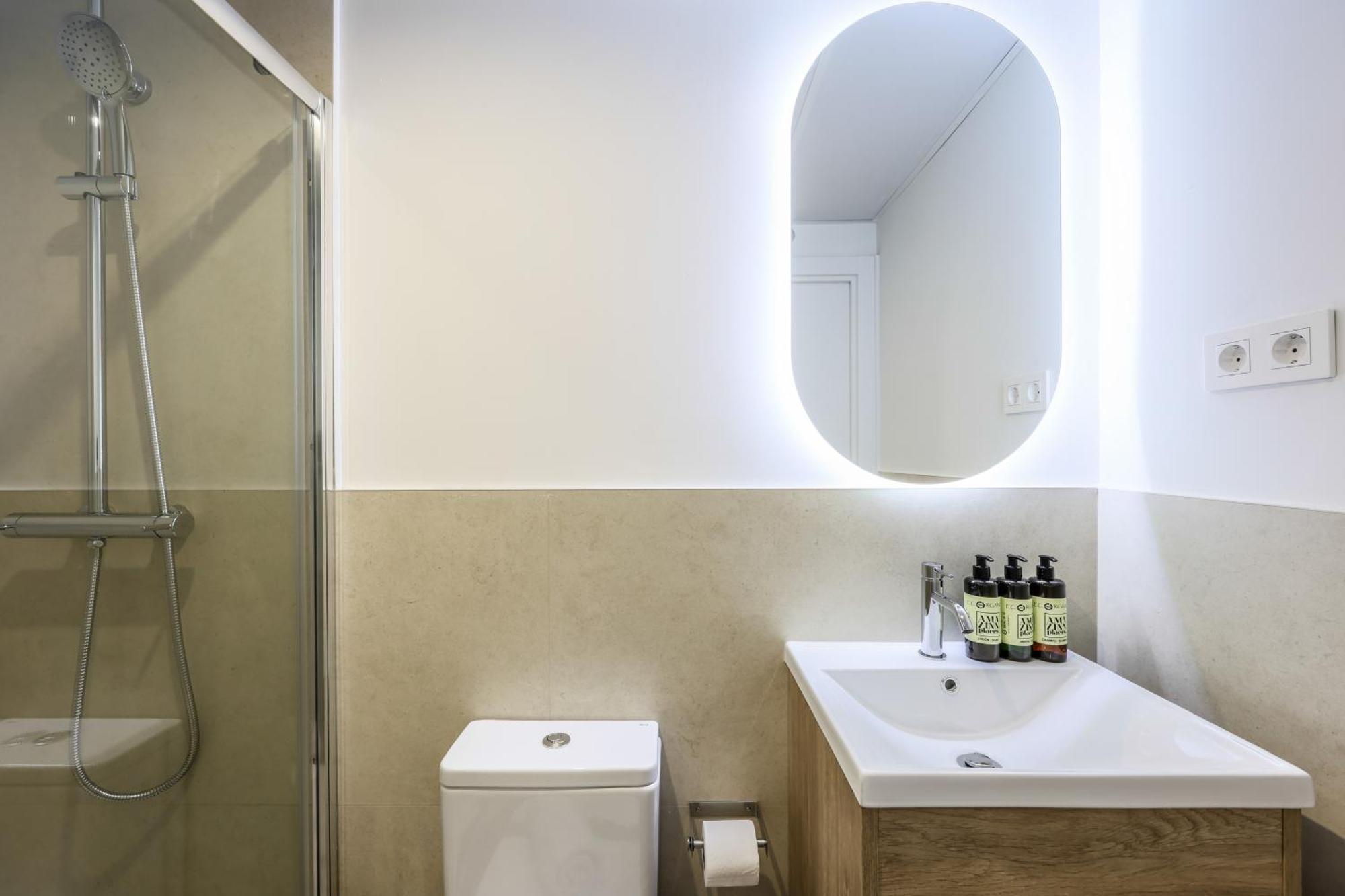 Apartamento Doble Centro Madrid Eksteriør billede